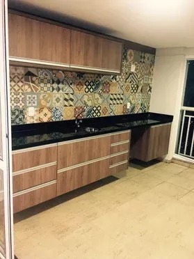 Apartamento à venda com 2 quartos, 76m² - Foto 2