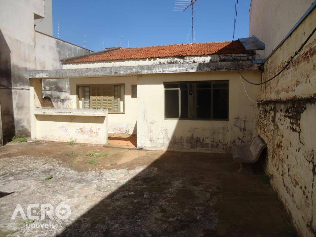 Casa à venda com 7 quartos, 350m² - Foto 25