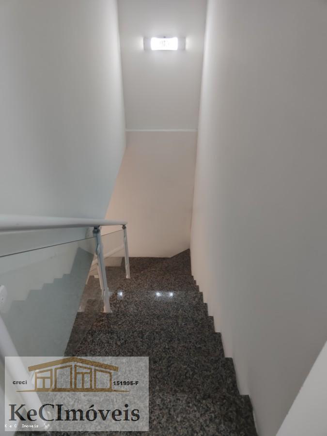 Casa à venda com 4 quartos, 160m² - Foto 12