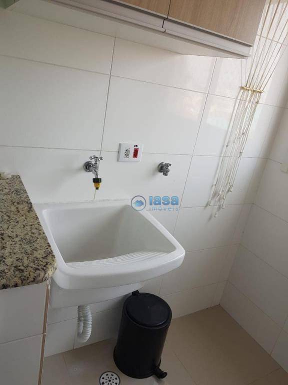 Apartamento à venda com 2 quartos, 60m² - Foto 19