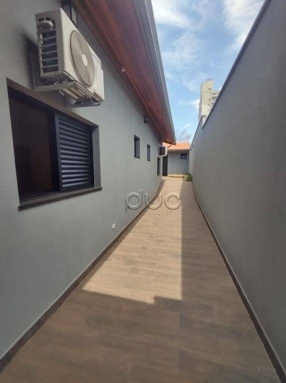 Casa à venda e aluguel com 3 quartos, 288m² - Foto 51