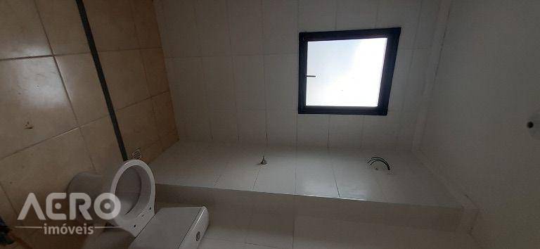 Apartamento à venda com 2 quartos, 45m² - Foto 4