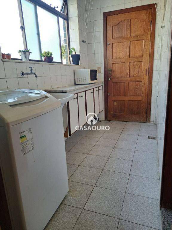 Apartamento à venda com 3 quartos, 125m² - Foto 10