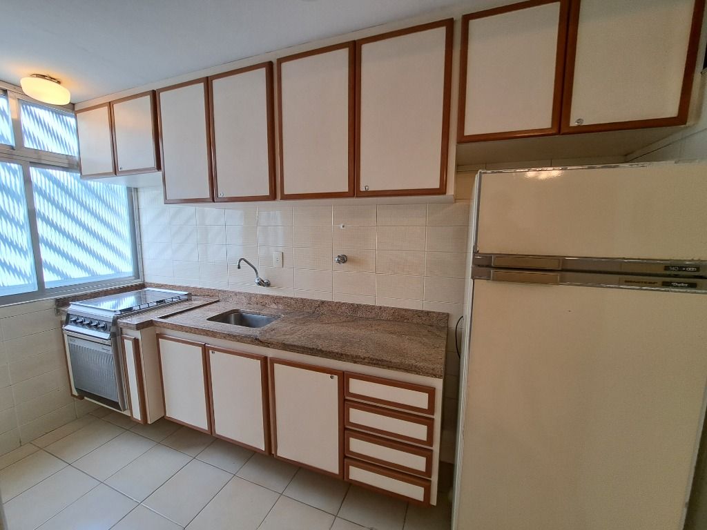 Apartamento à venda com 2 quartos, 80m² - Foto 8