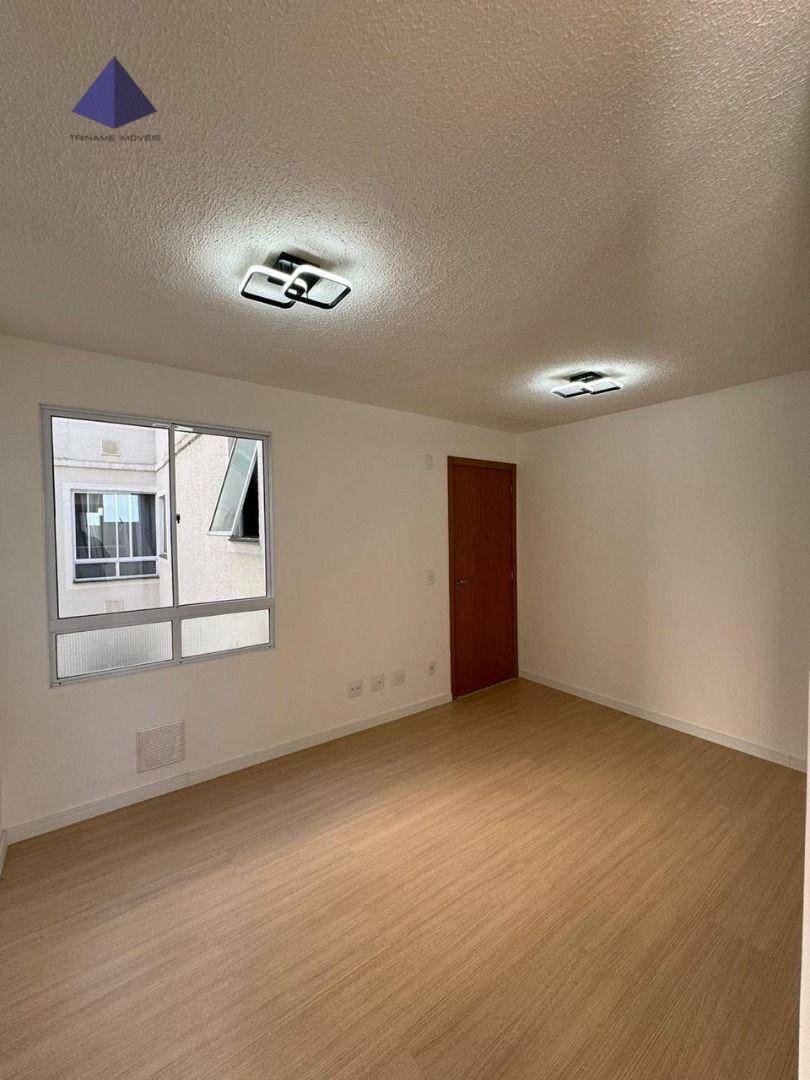 Apartamento à venda com 2 quartos, 42m² - Foto 3