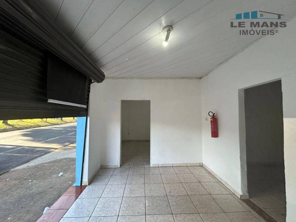 Casa para alugar com 2 quartos, 40m² - Foto 10