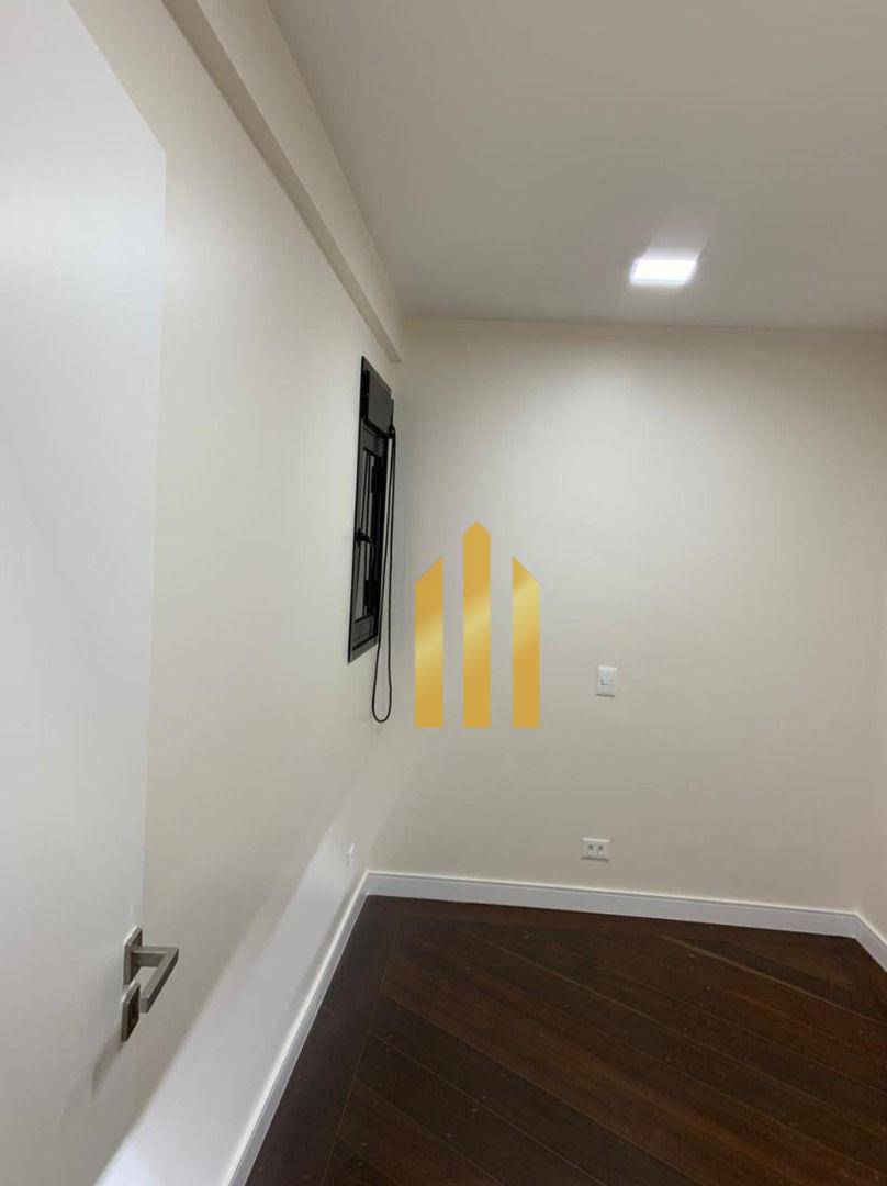 Apartamento para alugar com 4 quartos, 143m² - Foto 9