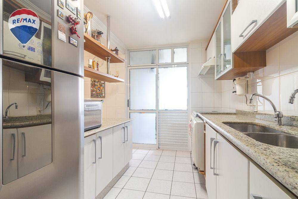 Apartamento à venda com 3 quartos, 126m² - Foto 13