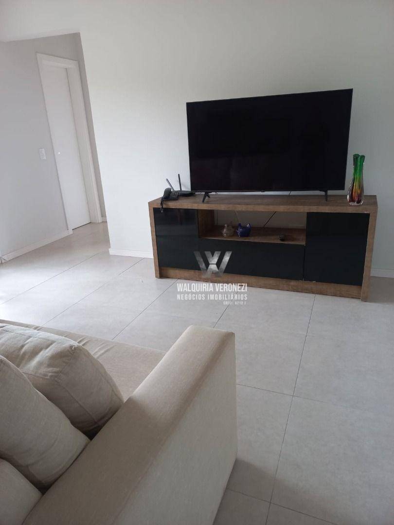 Apartamento à venda com 2 quartos, 75m² - Foto 3