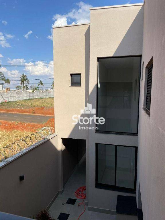 Casa à venda com 3 quartos, 179m² - Foto 10