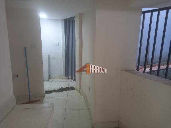 Casa à venda com 3 quartos, 230m² - Foto 28