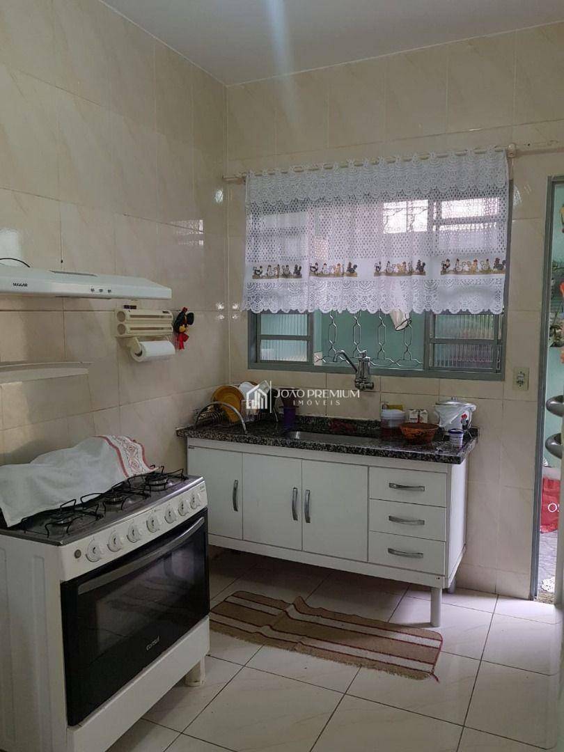 Casa à venda com 3 quartos, 80m² - Foto 5