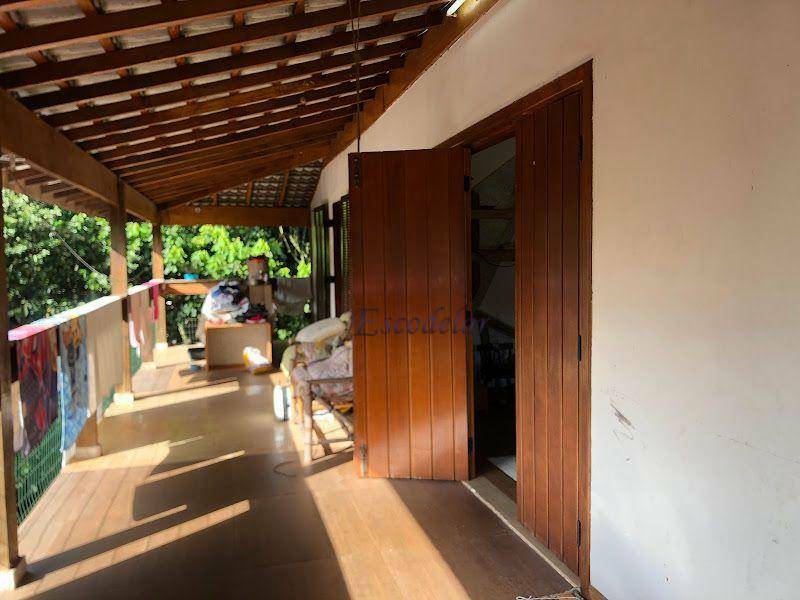 Casa à venda com 3 quartos, 300m² - Foto 11