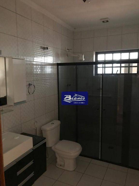 Casa à venda e aluguel com 2 quartos, 196m² - Foto 10