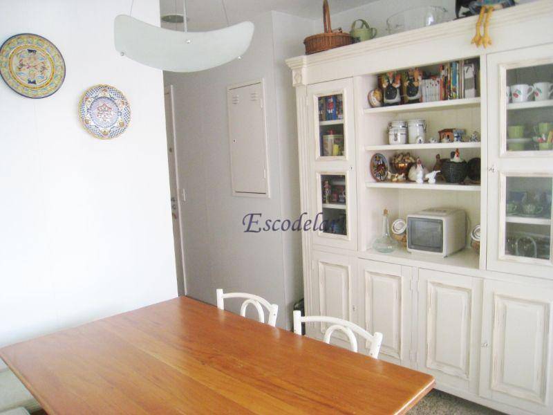 Apartamento à venda com 3 quartos, 181m² - Foto 4