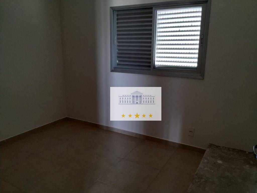 Apartamento à venda com 3 quartos, 96m² - Foto 8