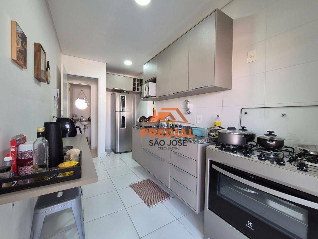 Apartamento à venda com 3 quartos, 132m² - Foto 19