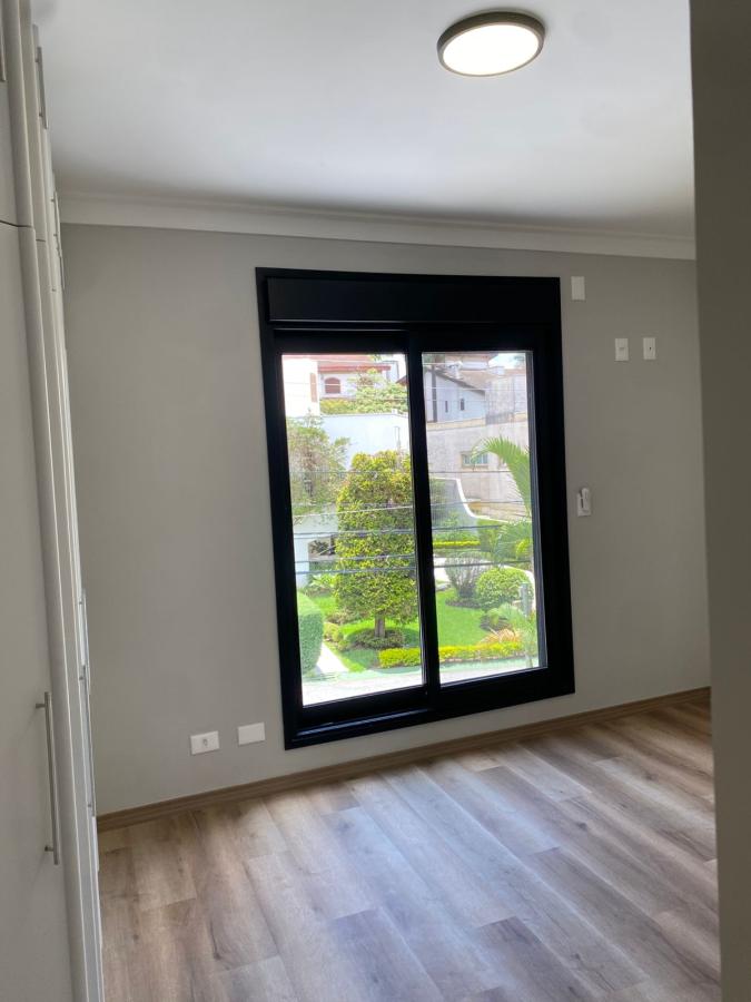 Casa à venda com 4 quartos, 306m² - Foto 11