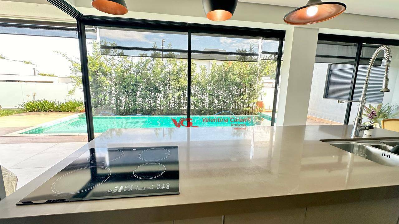 Sobrado à venda com 4 quartos, 375m² - Foto 9