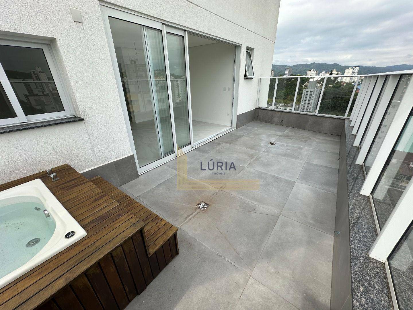 Apartamento à venda com 3 quartos, 151m² - Foto 13