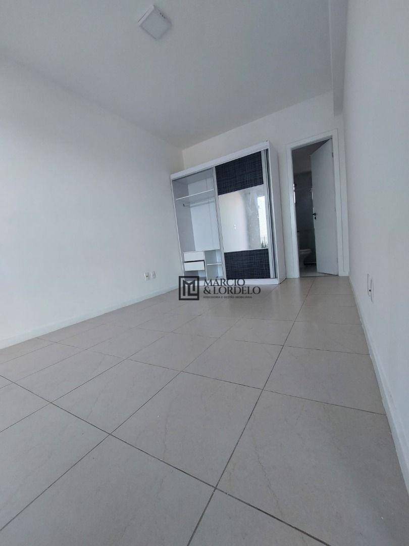 Cobertura à venda com 3 quartos, 210m² - Foto 29