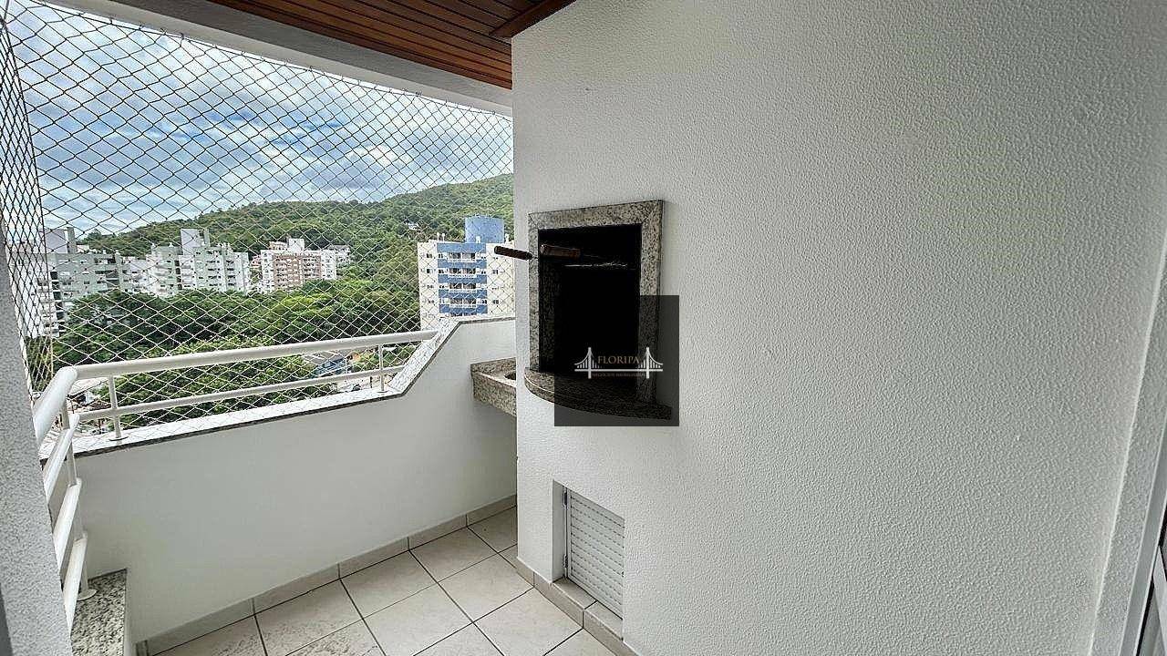 Apartamento à venda com 2 quartos, 78m² - Foto 3