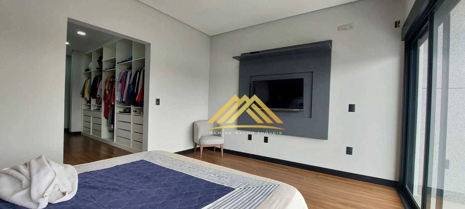 Casa à venda com 4 quartos, 290m² - Foto 20