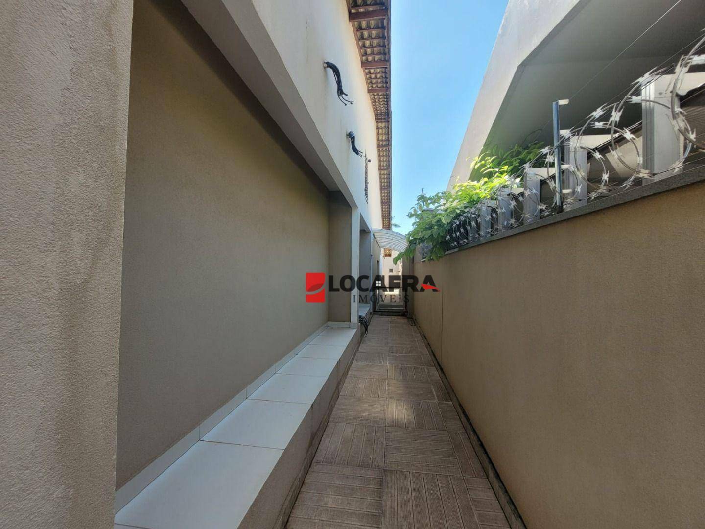 Casa à venda e aluguel com 4 quartos, 460m² - Foto 38