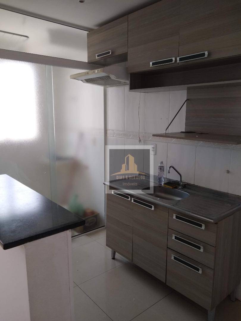 Apartamento para alugar com 2 quartos, 45m² - Foto 5