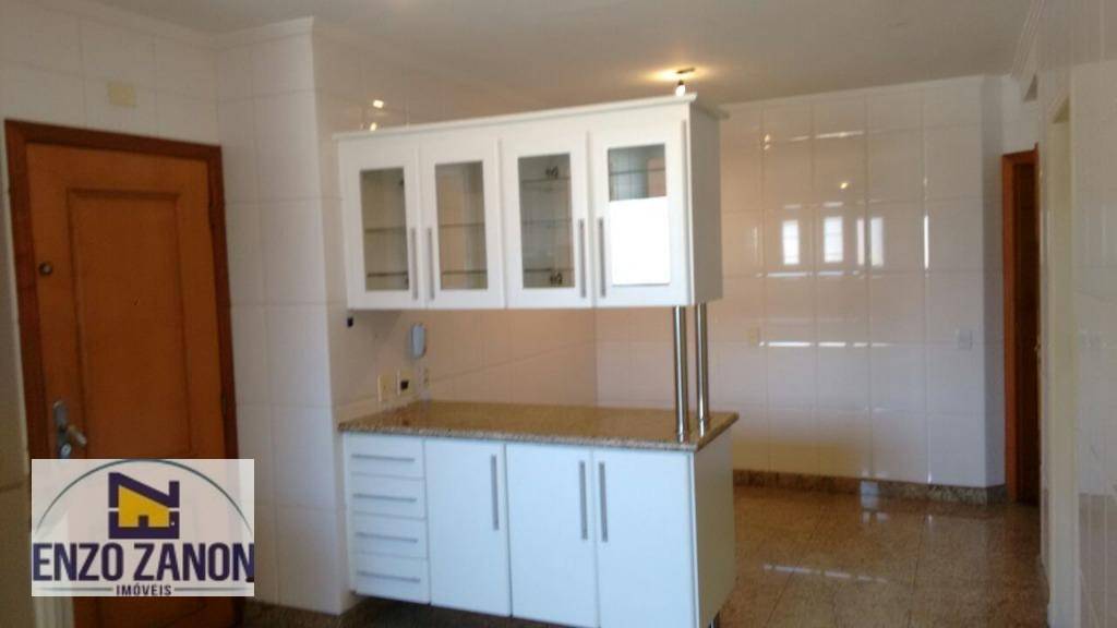 Apartamento à venda com 4 quartos, 300m² - Foto 11