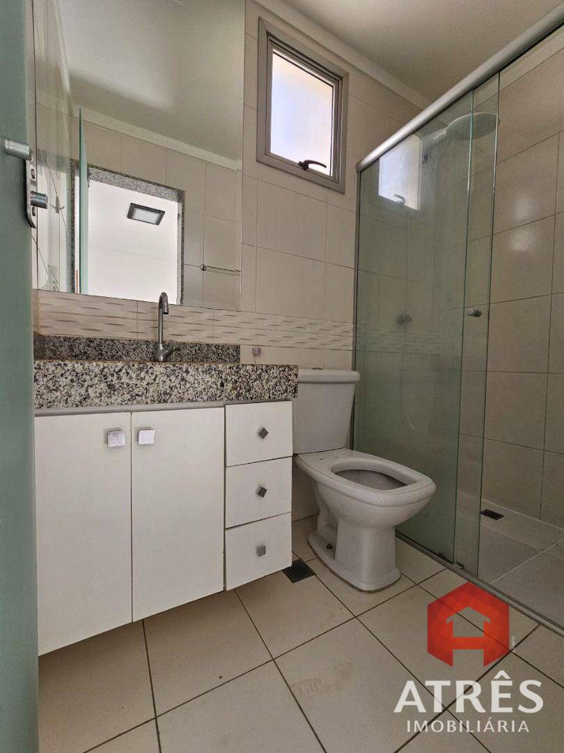 Apartamento para alugar com 2 quartos, 77m² - Foto 9