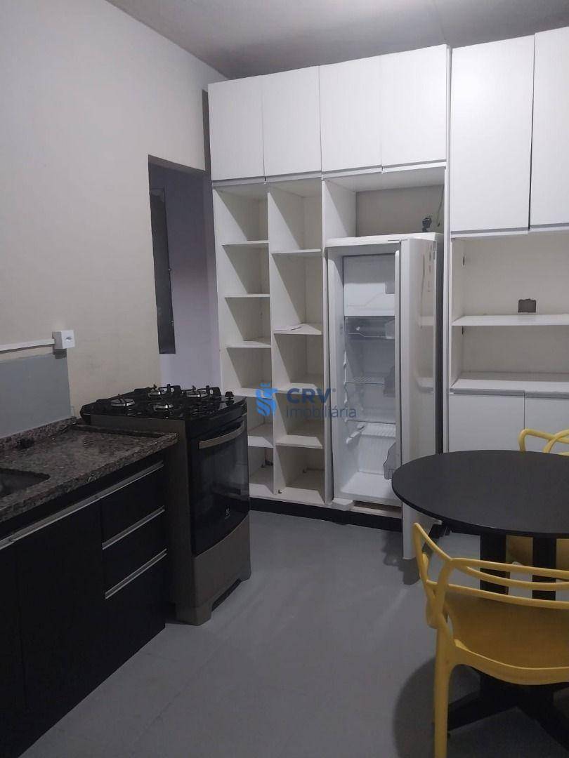 Casa para alugar com 2 quartos, 80m² - Foto 5