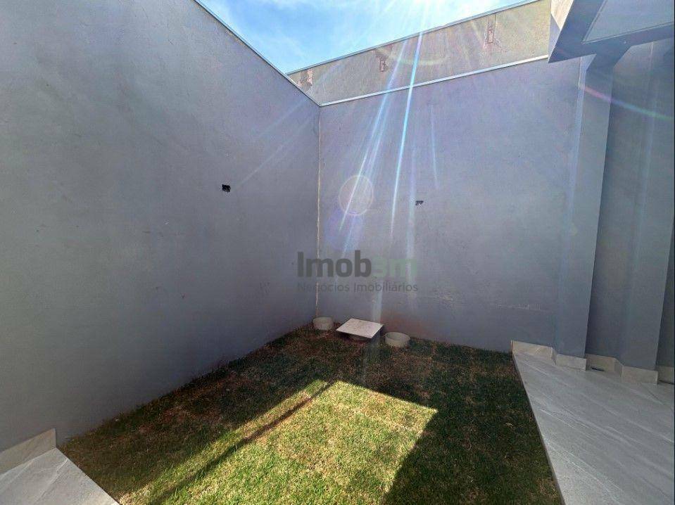 Casa à venda com 3 quartos, 140m² - Foto 14