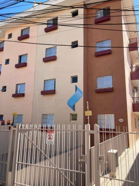 Apartamento à venda com 2 quartos, 81m² - Foto 1