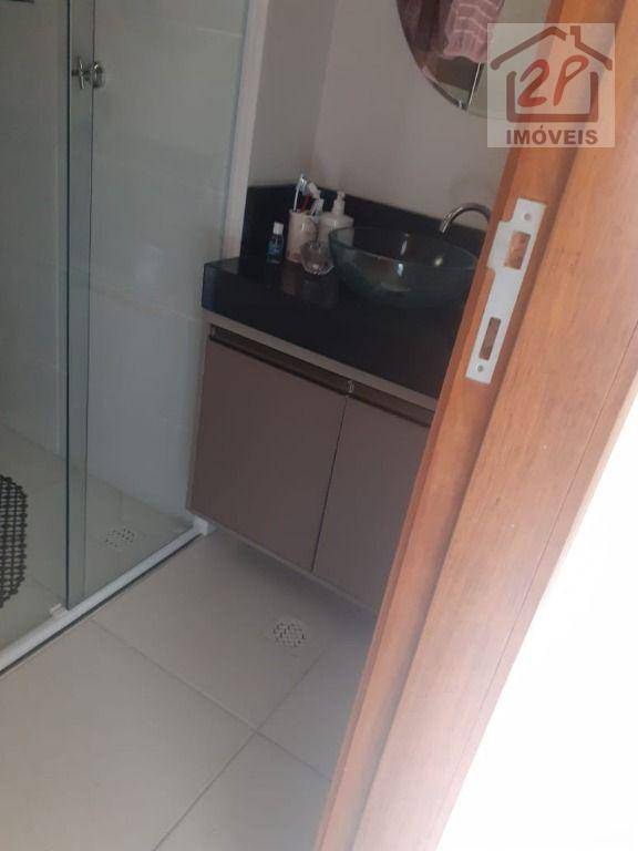 Apartamento à venda com 2 quartos, 62m² - Foto 1