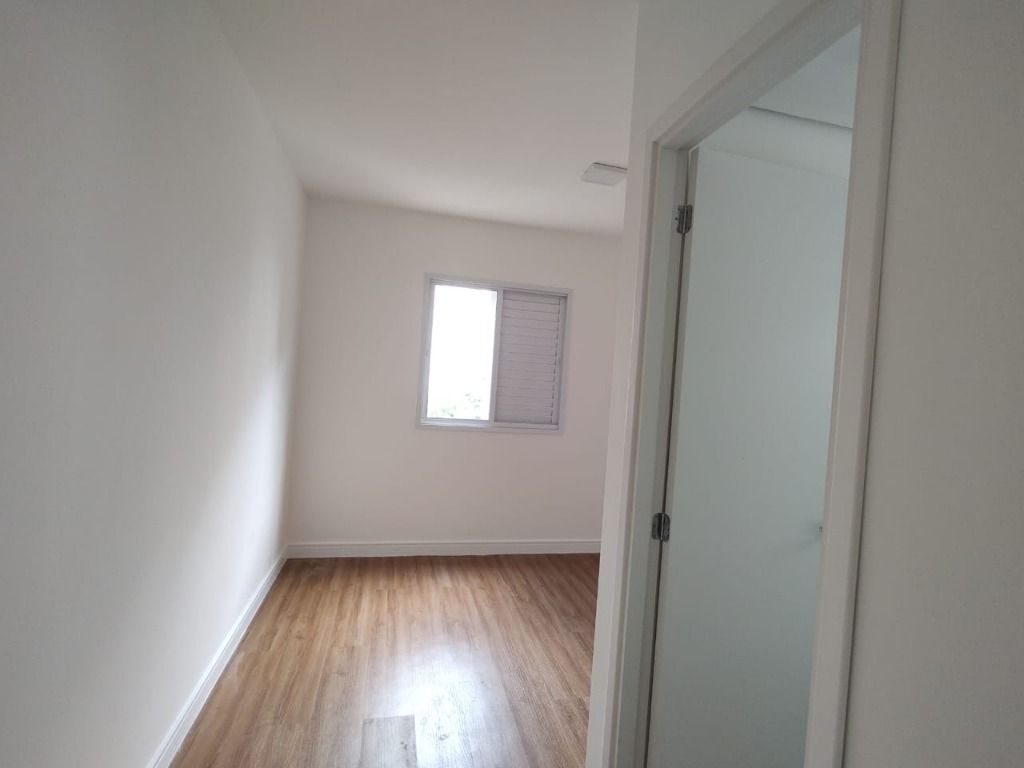 Apartamento para alugar com 2 quartos, 64m² - Foto 10