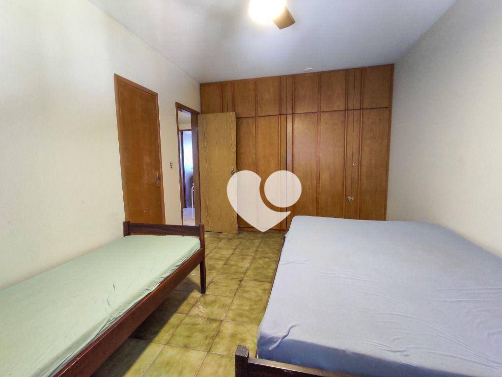 Apartamento à venda com 3 quartos, 200m² - Foto 10