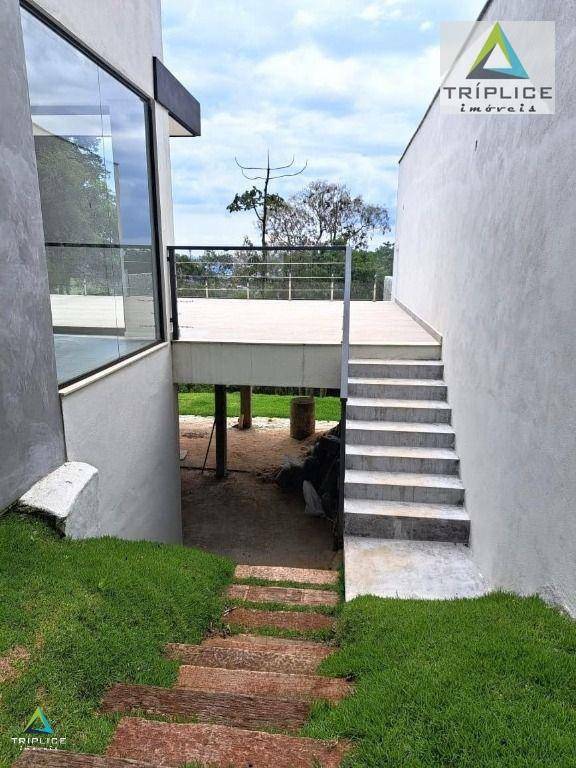 Casa de Condomínio à venda com 4 quartos, 365m² - Foto 4