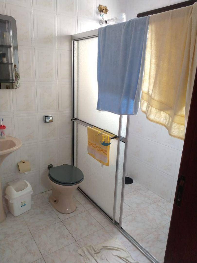 Casa à venda com 3 quartos, 1m² - Foto 13