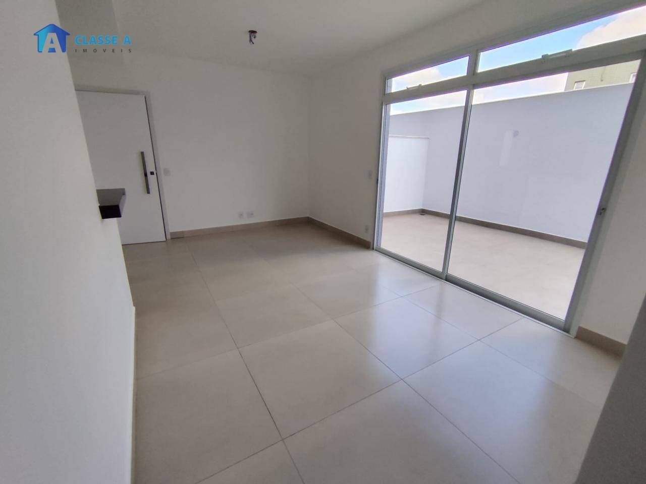 Apartamento à venda com 2 quartos, 90m² - Foto 5