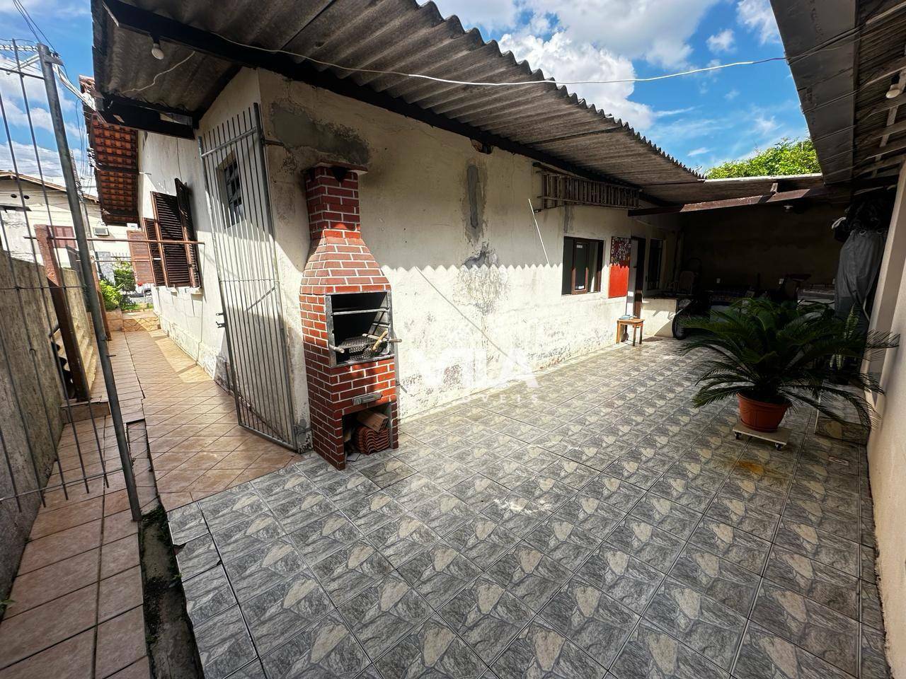 Casa à venda com 4 quartos, 204m² - Foto 5