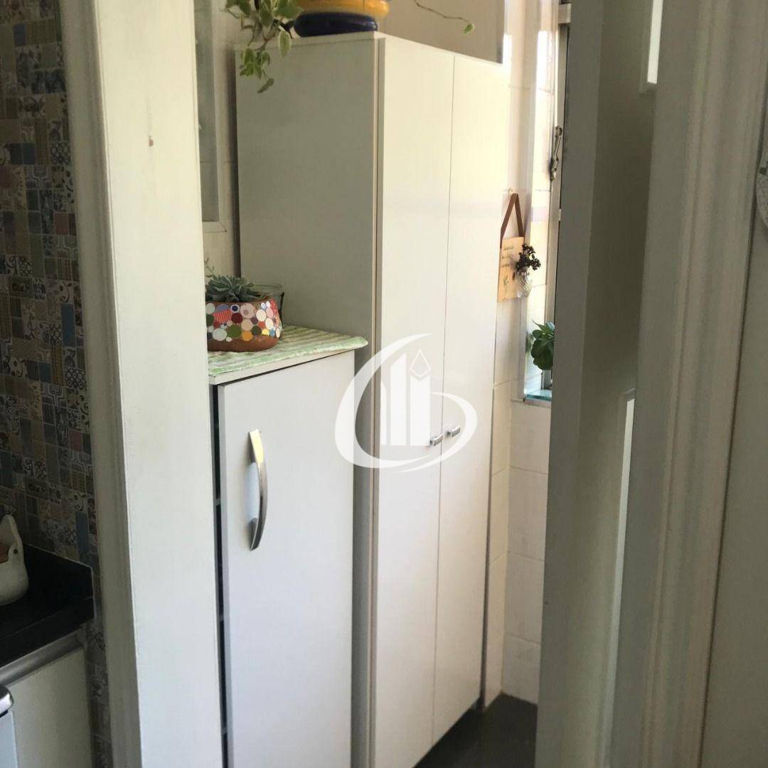 Apartamento à venda com 3 quartos, 80m² - Foto 11