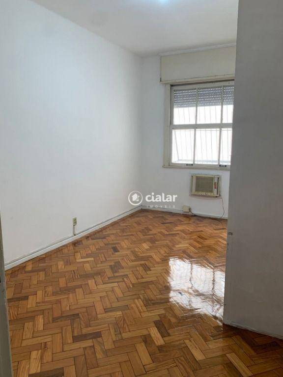 Apartamento à venda com 3 quartos, 173m² - Foto 8