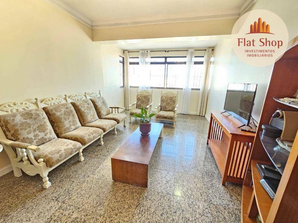 Apartamento à venda com 3 quartos, 139m² - Foto 2