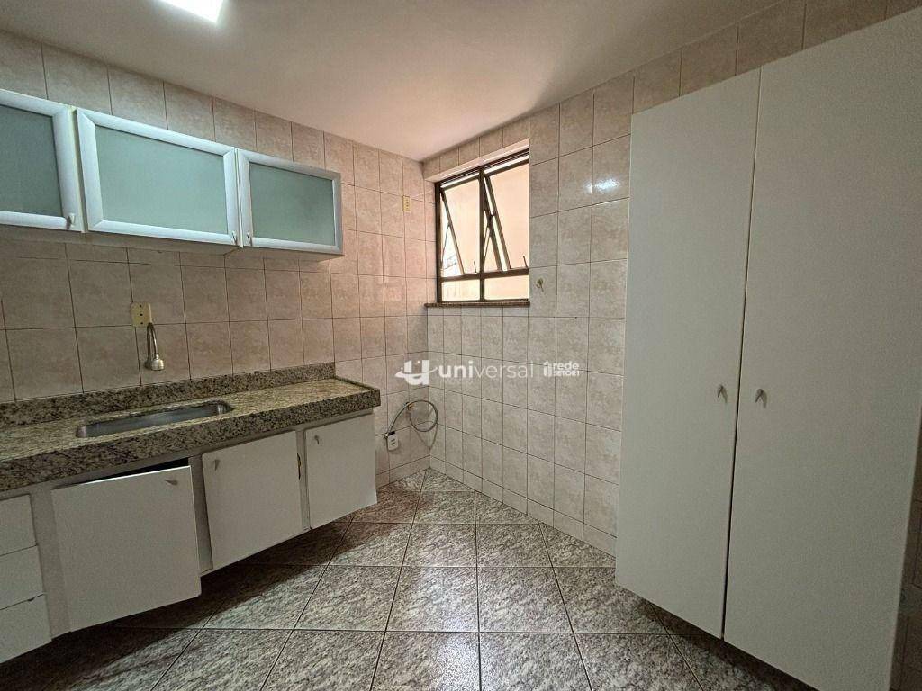Apartamento para alugar com 3 quartos, 100m² - Foto 18