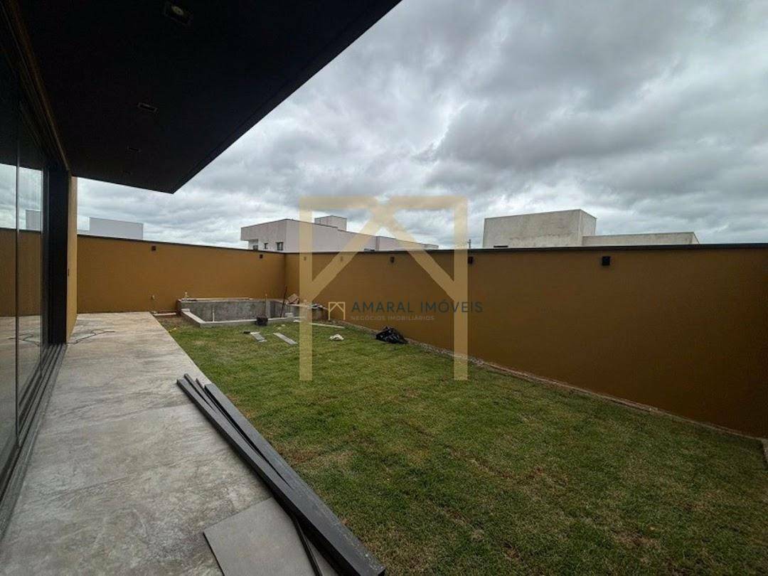 Casa de Condomínio à venda com 3 quartos, 310m² - Foto 11