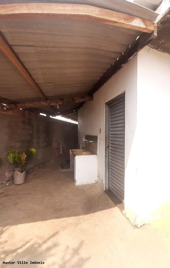 Casa para alugar com 3 quartos, 205m² - Foto 16