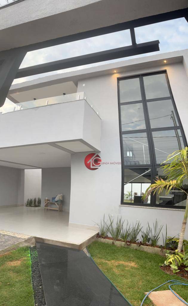 Sobrado à venda com 3 quartos, 176m² - Foto 1