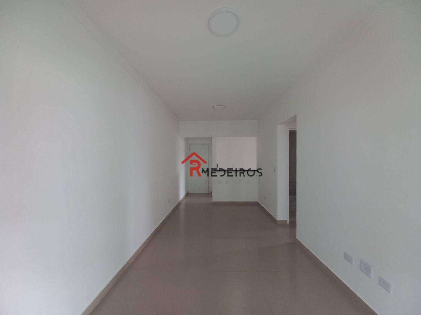 Apartamento à venda com 2 quartos, 74m² - Foto 3