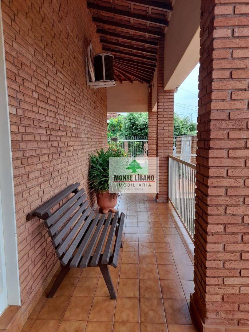 Casa, 3 quartos, 298 m² - Foto 2